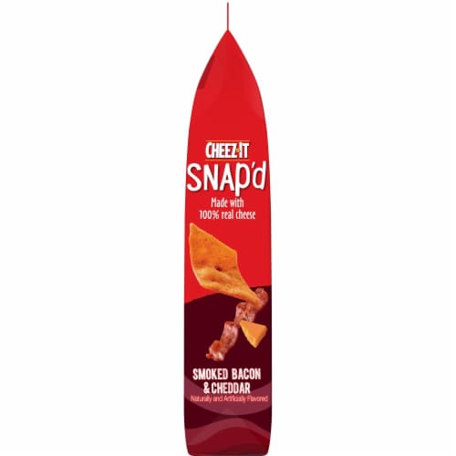 Cheez-It® Snap'd Smoked Bacon and Cheddar Cheesy Baked Snacks Perspective: bottom