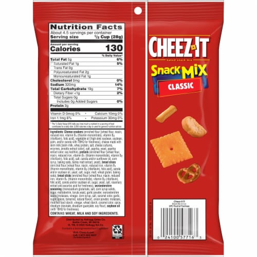 Cheez-It® Classic Snack Mix Perspective: bottom