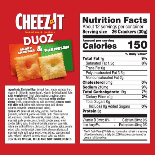 Cheez-It DUOZ Cheddar and Parmesan Cheese Crackers Perspective: bottom