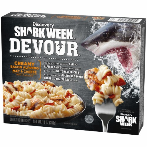 DEVOUR Creamy Bacon Alfredo Mac & Cheese with Chicken Frozen Meal Perspective: bottom