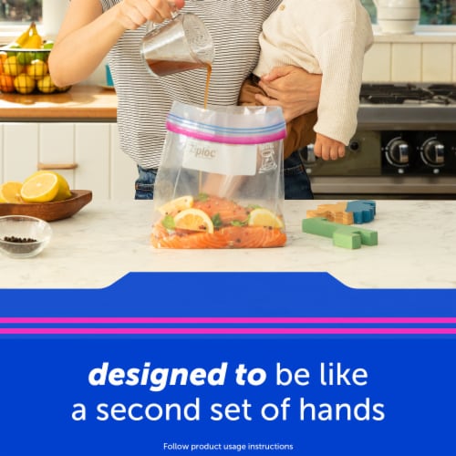 Ziploc® Brand Gallon Storage Bags with Grip 'n Seal™ Technology Perspective: bottom