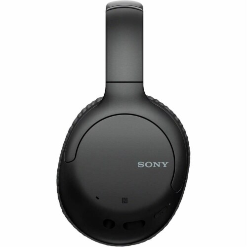 Sony WHCH710N/B Stamina NC Headphones Perspective: bottom