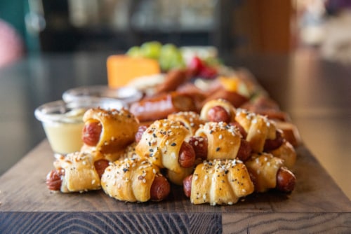 Eckrich Li'l Smokies Beef Cocktail Sausage Links Perspective: bottom