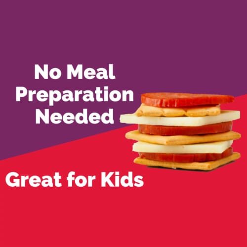 Armour LunchMakers Pepperoni & American Cheese Cracker Crunchers Meal Kit with Candy Bar Perspective: bottom