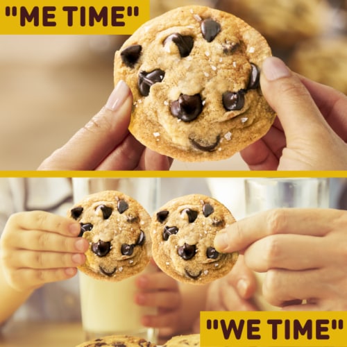 Nestle Toll House Dark Chocolate Chips Perspective: bottom