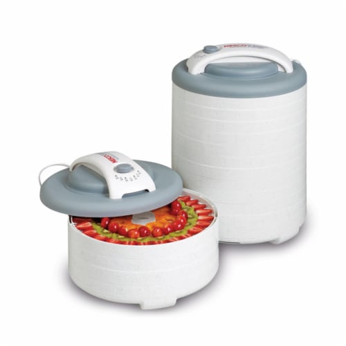 Nesco® Snackmaster Food and Jerky Dehydrator Perspective: bottom