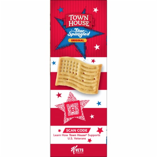 Town House® Dippers Original Star-Spangled Snack Crackers Perspective: bottom