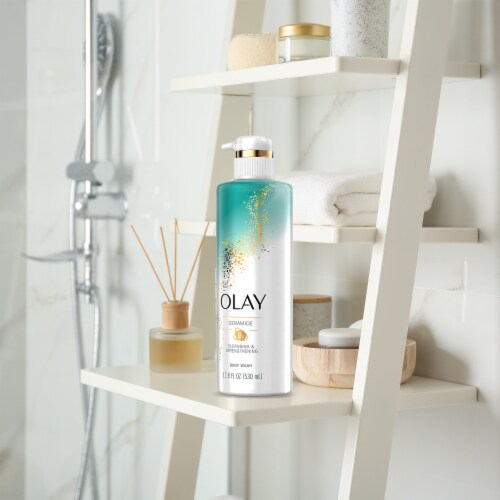 Olay Cleansing & Strengthening Ceramide and Vitamin B3 Complex Body Wash Perspective: bottom