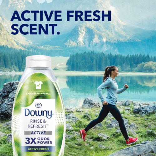 Downy Rinse & Refresh Active Fresh Liquid Fabric Softener Perspective: bottom