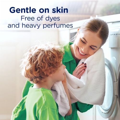 Downy Rinse & Refresh Active Fresh Liquid Fabric Softener Perspective: bottom