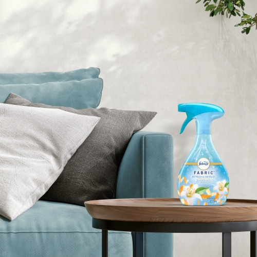 Febreze Odor-Fighting Fabric Refresher Refresh & Energize Perspective: bottom