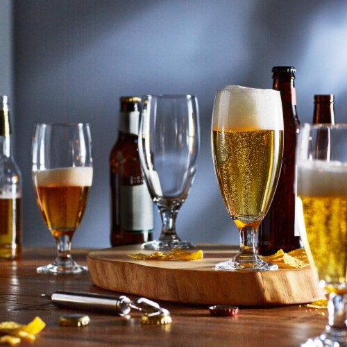 Libbey Craft Brews Nucleated Pilsner Beer Glasses Set Perspective: bottom