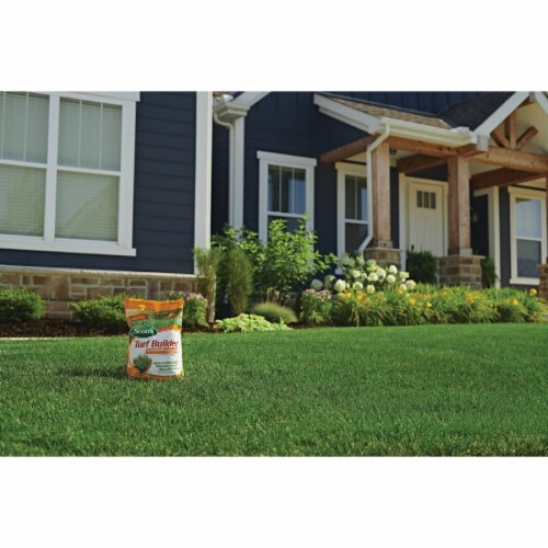 Scotts® Turf Builder® Summerguard® Insect Control Lawn Food Perspective: bottom