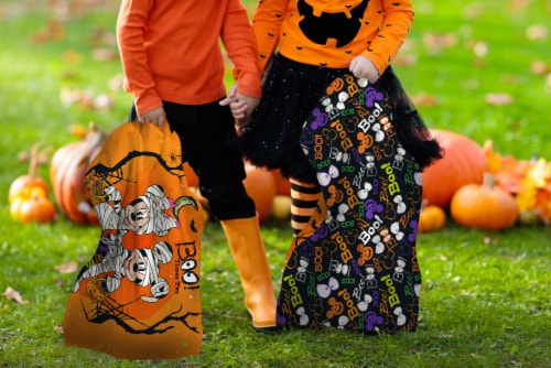 Jay Franco Mickey and Minnie Mouse Trick or Treat Pillowcase Perspective: bottom