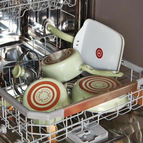 T-fal Fresh 100% Recycled Aluminum Ceramic Sauce Pan - Green Perspective: bottom
