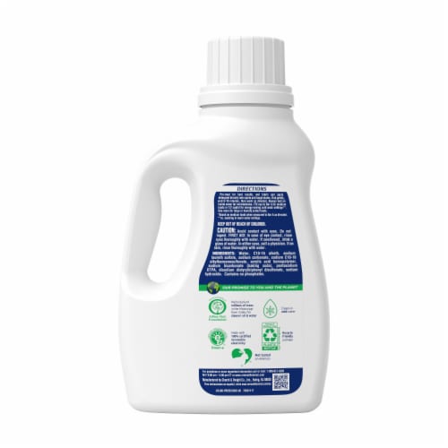 Arm & Hammer™ Free and Clear Liquid Laundry Detergent Perspective: bottom