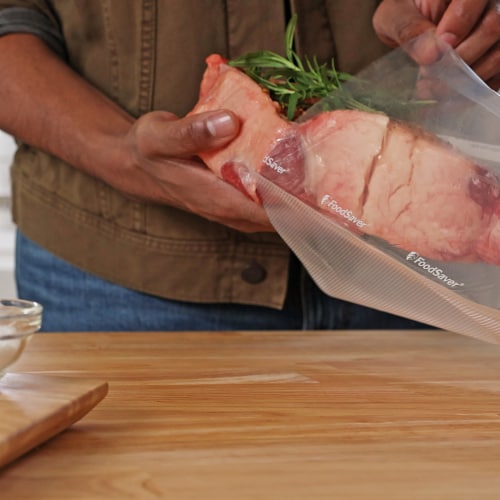 FoodSaver® Heavy-Duty Gallon Vacuum Seal Bags, 28 Pack Perspective: bottom
