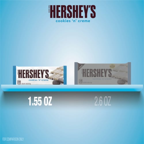 HERSHEY'S Cookies 'n' Creme Candy Bar Perspective: bottom