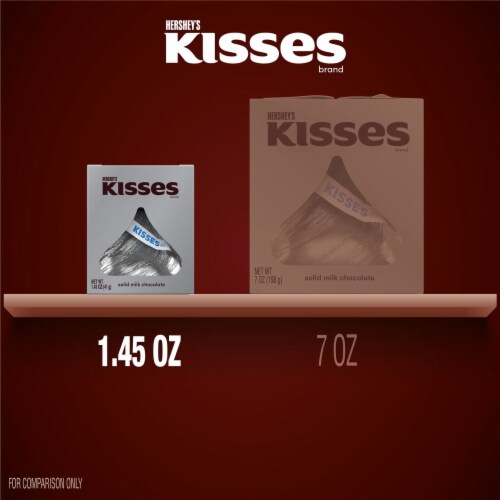 HERSHEY'S KISSES Solid Milk Chocolate Valentine Candy Gift Box Perspective: bottom