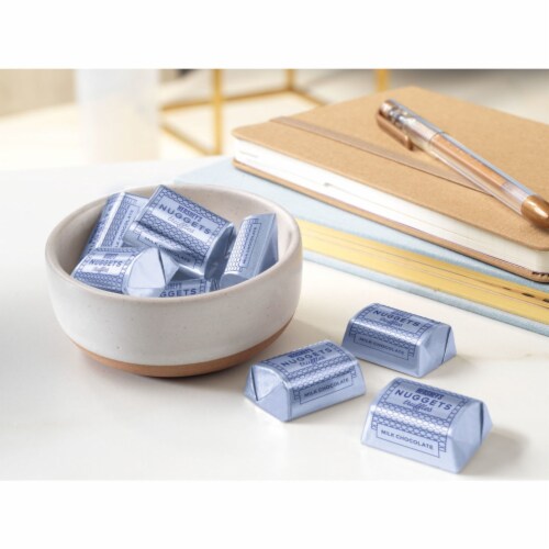 HERSHEY'S NUGGETS Milk Chocolate Truffles Candy Share Pack Perspective: bottom