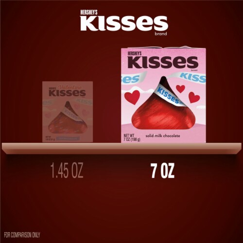 HERSHEY'S KISSES Solid Milk Chocolate Valentine Candy Gift Box Perspective: bottom