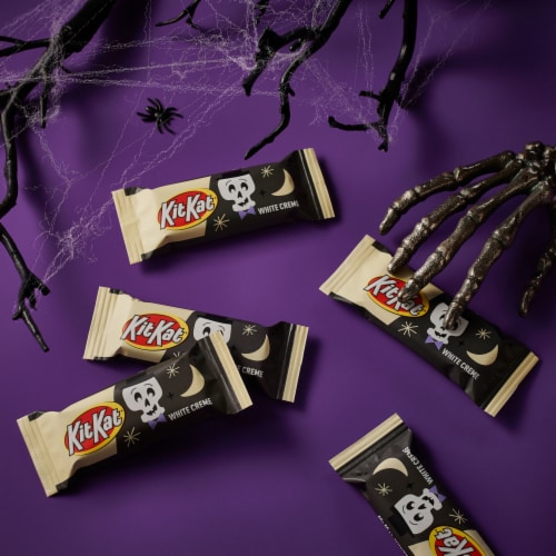 KIT KAT® Breaking Bones White Creme Snack Size Halloween Wafer Candy Bars Bag Perspective: bottom