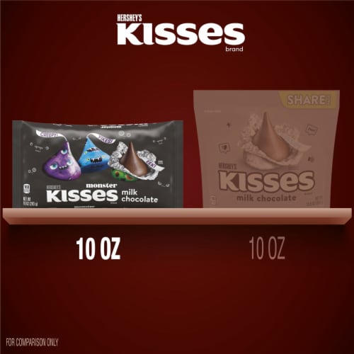 HERSHEY'S KISSES Milk Chocolate Monster Foil Halloween Candy Bag Perspective: bottom