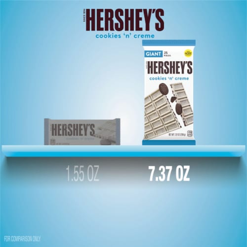 HERSHEY'S Cookies 'n' Creme Giant Candy Bars Perspective: bottom