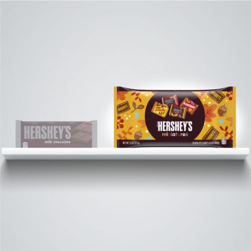 Hershey's Fall Harvest Miniatures Assortment Perspective: bottom