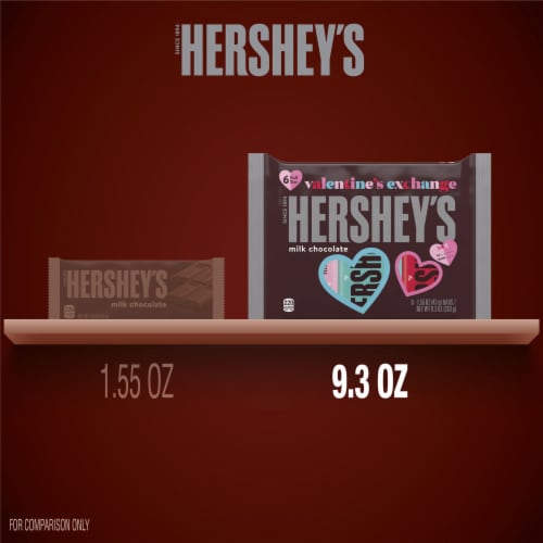 HERSHEY'S Milk Chocolate Valentine Candy Bars Perspective: bottom