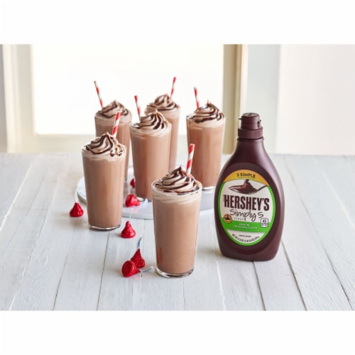 HERSHEY'S Simply 5 Chocolate Syrup Bottle Perspective: bottom