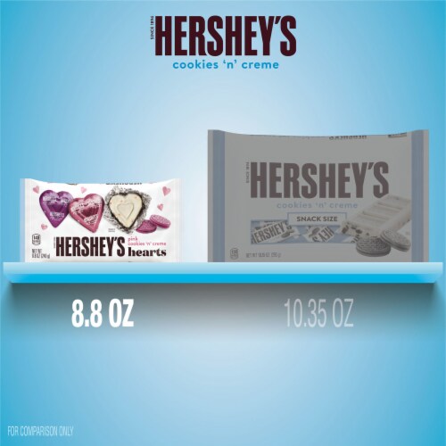 HERSHEY'S Pink Cookies 'n' Creme Hearts Valentine Candy Bag Perspective: bottom