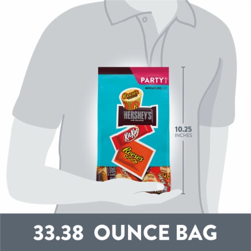 HERSHEY'S KIT KAT® and REESE'S Assorted Flavored Miniatures Christmas Candy Party Pack Perspective: bottom
