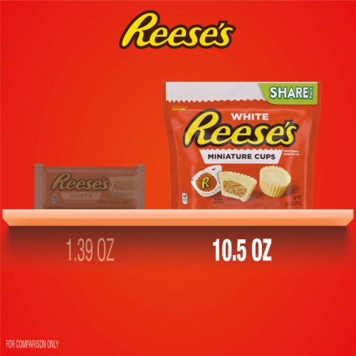 REESE'S Miniatures White Creme Peanut Butter Cups Candy Share Pack Perspective: bottom