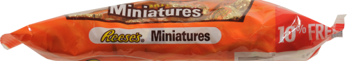 Reese's Minis Butter Cups Perspective: bottom
