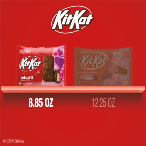 KIT KAT® Milk Chocolate Wafer Snack Size Bears Valentine Candy Bag Perspective: bottom