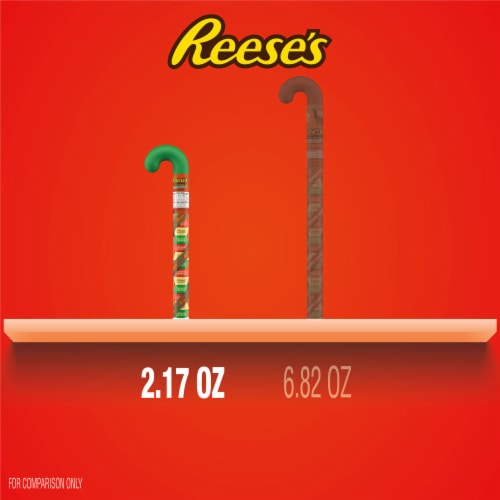 REESE'S Miniatures Milk Chocolate Peanut Butter Cups Christmas Candy Plastic Cane Perspective: bottom