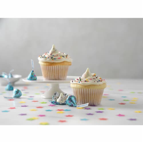 HERSHEY'S KISSES Birthday Cake Flavored Creme with Sprinkles Candy Share Pack Perspective: bottom