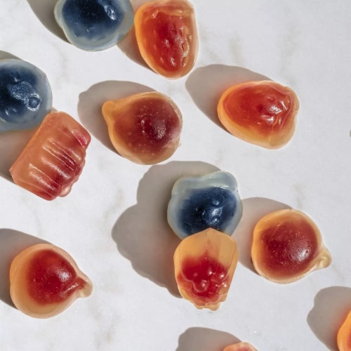Welch's Juicefuls Berry Blast Juicy Fruit Snacks Perspective: bottom