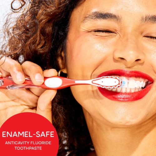 Colgate® Optic White® Advanced Sparkling White® Whitening