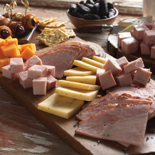 Kentucky Legend® Quarter Sliced Boneless Hickory Smoked Ham Perspective: bottom
