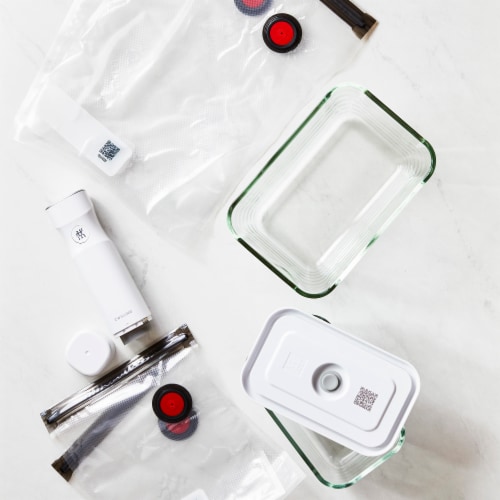 Zwilling Fresh & Save Glass Vacuum Food Storage Starter Set Perspective: bottom