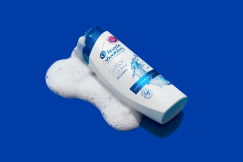 Head & Shoulders Classic Clean Anti-Dandruff Shampoo Perspective: bottom