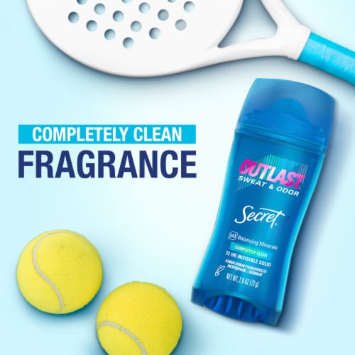 Secret® Outlast™ Invisible Solid Completely Clean Women's Antiperspirant Stick Perspective: bottom