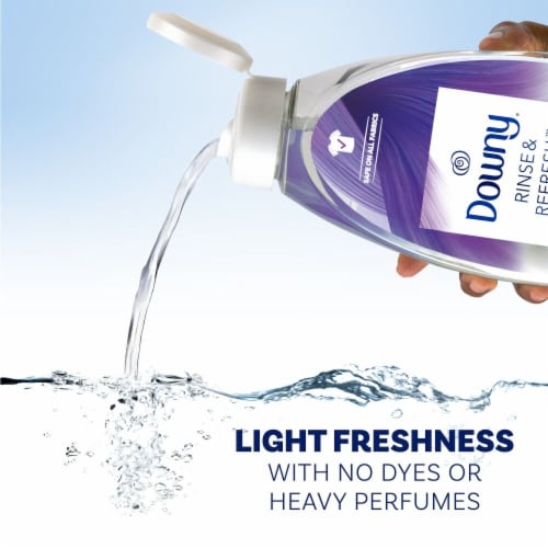 Downy Rinse & Refresh Fresh Lavender Liquid Fabric Softener Perspective: bottom