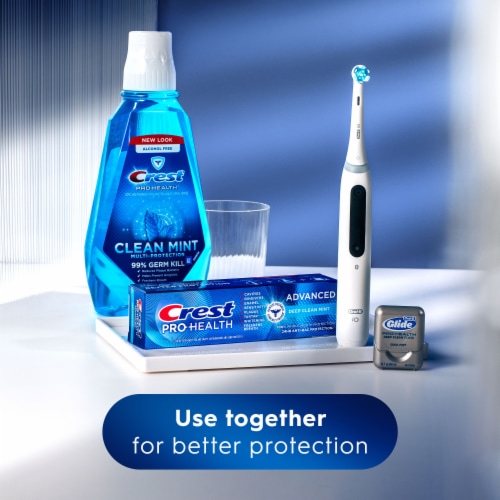 Crest Pro-Health Advanced Deep Clean Mint Toothpaste Perspective: bottom
