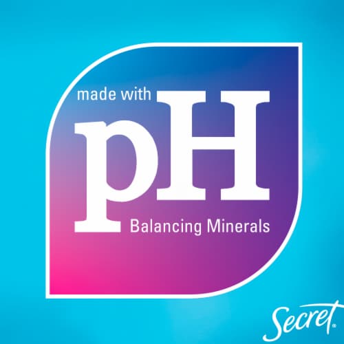 Secret Fresh Cozy Vanilla Scent Clear Gel Antiperspirant and Deodorant Perspective: bottom