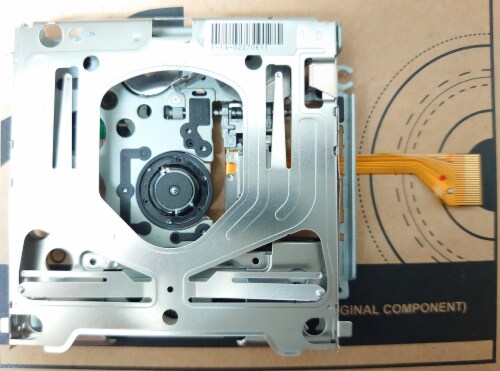 TOTALCONSOLE OEM Component KHM-420AAA UMD Assembly  for PSP 1000 / 1001 / 1002 Perspective: bottom