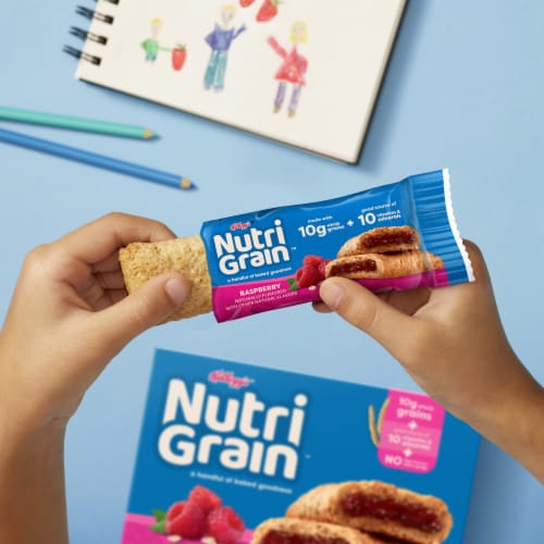 Nutri-Grain Raspberry Soft Baked Breakfast Bars Perspective: bottom