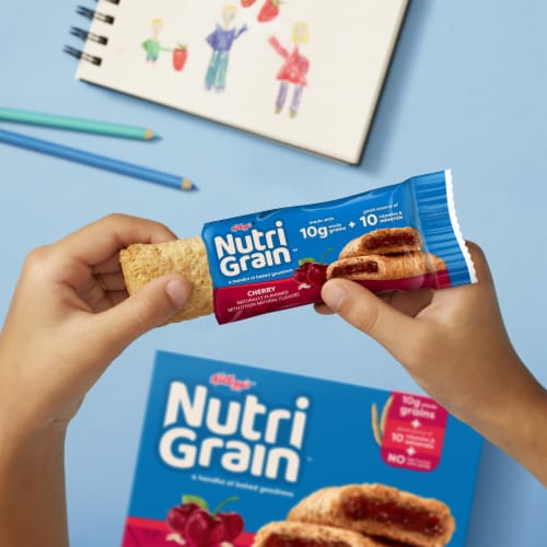 Nutri-Grain Cherry Soft Baked Breakfast Bars Perspective: bottom